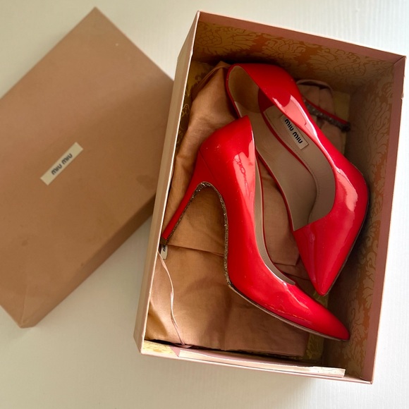 Miu Miu Patent Leather Glitter Sole Pumps - size 36.5 - Picture 2 of 7